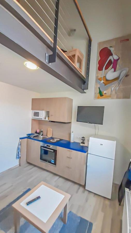 City Beach Apartment Tallinn Buitenkant foto