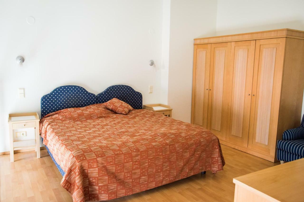 City Beach Apartment Tallinn Buitenkant foto